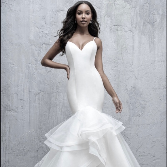 Madison James Bridal Gown + free tulle veil. - Picture 1 of 8